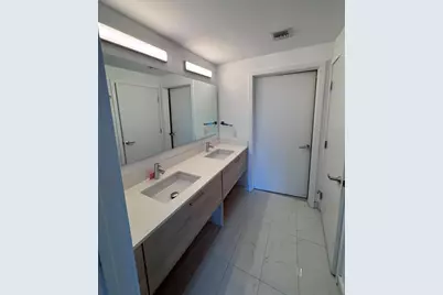 16385 Biscayne Boulevard #305, North Miami Beach, FL 33160 - Photo 22