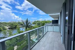 16385 Biscayne Blvd, North Miami Beach, FL 33160 - Photo 4