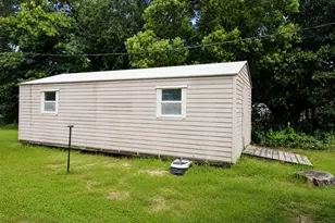 5811 11th St, Zephyrhills, FL 33542 - Photo 24