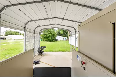 5811 11th Street, Zephyrhills, FL 33542 - Photo 20
