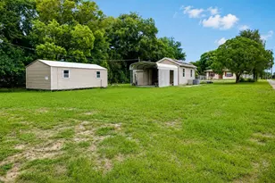 5811 11th St, Zephyrhills, FL 33542 - Photo 26