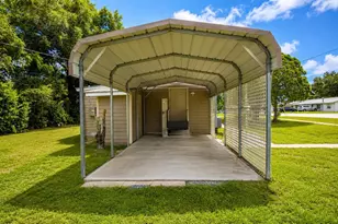 5811 11th St, Zephyrhills, FL 33542 - Photo 6
