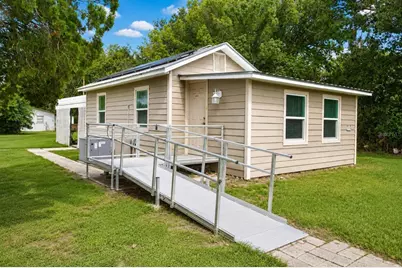 5811 11th Street, Zephyrhills, FL 33542 - Photo 1