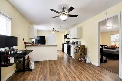 5811 11th Street, Zephyrhills, FL 33542 - Photo 8