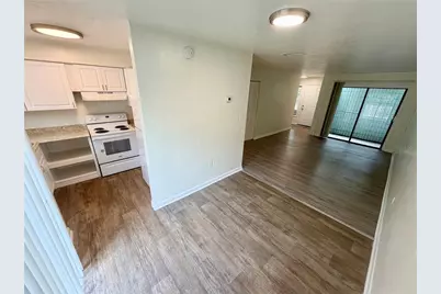 724 SW 68th Terrace, Gainesville, FL 32607 - Photo 10