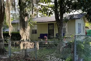 917 NE 25th St, Gainesville, FL 32641 - Photo 2
