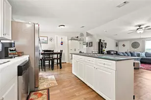 3562 NW 20th Ave, Bell, FL 32619 - Photo 10