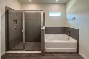 1315 NW 132nd Cir, Newberry, FL 32669 - Photo 20