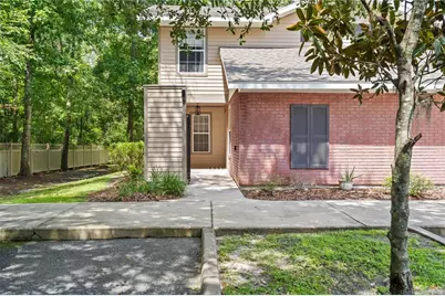 1215 NW 55th Street NW #7, Gainesville, FL 32605 - Photo 1