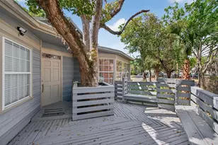 1013 SW 2nd Ave, Gainesville, FL 32601 - Photo 12