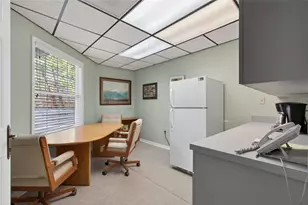 1013 SW 2nd Ave, Gainesville, FL 32601 - Photo 6