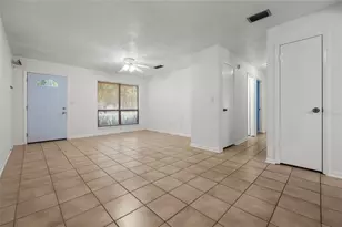 4219 NW 30th Ter, Gainesville, FL 32605 - Photo 4