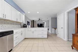 5 SW 41 St, Gainesville, FL 32607 - Photo 8