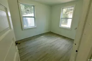 432 SE 15th St, Gainesville, FL 32641 - Photo 16