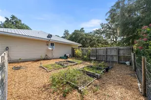 646 NE 2nd St, Williston, FL 32696 - Photo 38