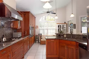 6126 NW 36th Dr, Gainesville, FL 32653 - Photo 6