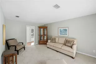 2138 NW 30th Pl, Gainesville, FL 32605 - Photo 10