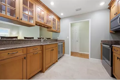 2138 NW 30th Place, Gainesville, FL 32605 - Photo 14