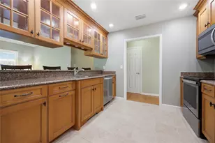 2138 NW 30th Pl, Gainesville, FL 32605 - Photo 14