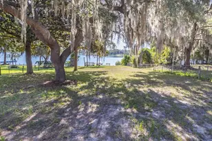 8443 Lilly Lake Rd, Melrose, FL 32666 - Photo 46