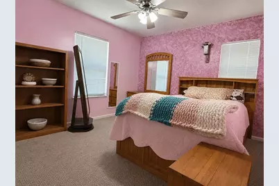 6051 NW 81st Place, Chiefland, FL 32626 - Photo 14