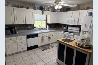 6051 NW 81st Place, Chiefland, FL 32626 - Photo 2