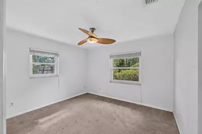 4820 NE 4th Place, Gainesville, FL 32641 - Photo 20