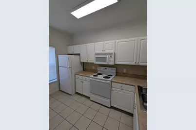 4833 NW 46th Place #106, Gainesville, FL 32606 - Photo 6