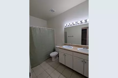 4833 NW 46th Place #106, Gainesville, FL 32606 - Photo 34