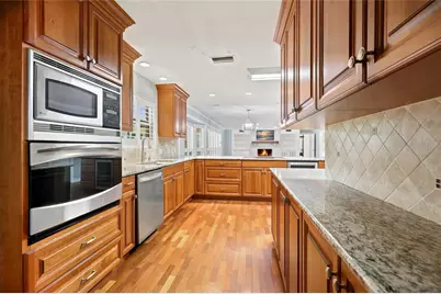 6319 SW 37th Way, Gainesville, FL 32608 - Photo 18