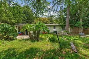 2102 NE 8th St, Gainesville, FL 32609 - Photo 28