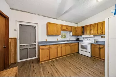 101 Sesame Street, Palatka, FL 32177 - Photo 12