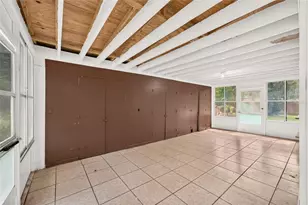 2125 NE 6th Ter, Gainesville, FL 32609 - Photo 4
