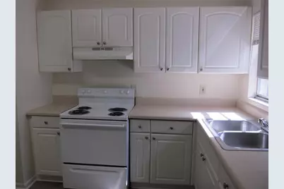 37 NE 21st Terrace #B, Gainesville, FL 32641 - Photo 4