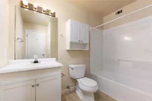 77 SE 16th Ave, Gainesville, FL 32601 - Photo 16