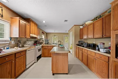9798 State Road 100 W, Starke, FL 32091 - Photo 14