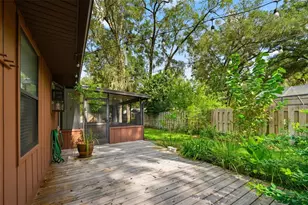7713 SW 9th Pl, Gainesville, FL 32607 - Photo 32