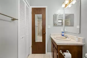 7713 SW 9th Pl, Gainesville, FL 32607 - Photo 24