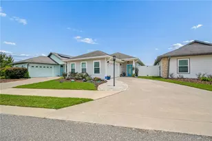 1761 SW 247th St, Newberry, FL 32669 - Photo 2