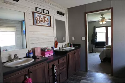 9521 NE 66th Lane, Bronson, FL 32621 - Photo 12