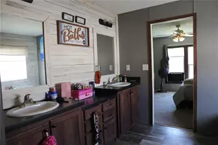 9521 NE 66th Ln, Bronson, FL 32621 - Photo 12