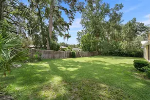 817 NW 37th Dr, Gainesville, FL 32605 - Photo 34