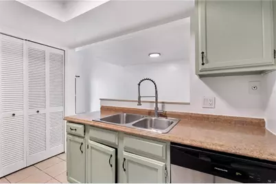 7200 SW 8th Avenue #H48, Gainesville, FL 32607 - Photo 16