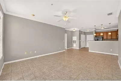 1185 SW 9th Road #409, Gainesville, FL 32601 - Photo 4