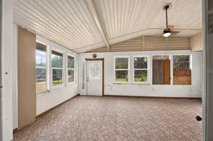 101 Allen Dr, Palatka, FL 32177 - Photo 16