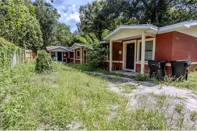 918 NW 4th Place, Gainesville, FL 32601 - Photo 1