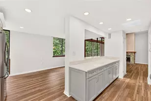 2032 NW 24th St, Gainesville, FL 32605 - Photo 12