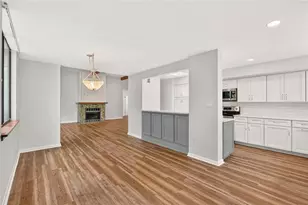 2032 NW 24th St, Gainesville, FL 32605 - Photo 8