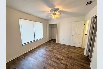 2300 SW 43rd Street #M4, Gainesville, FL 32607 - Photo 10