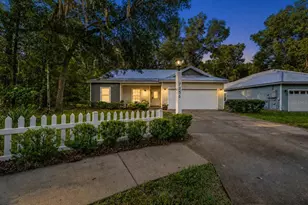 7250 Cardinal Trl, Fanning Springs, FL 32693 - Photo 1